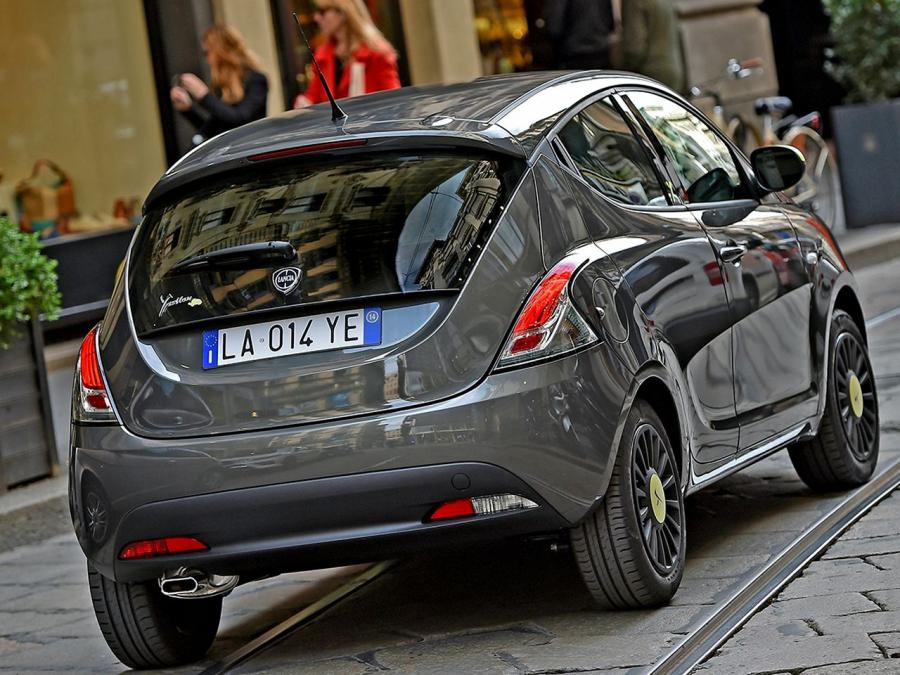  Lancia Ypsilon Elefantino 2014 года  (фото 4 из 14)